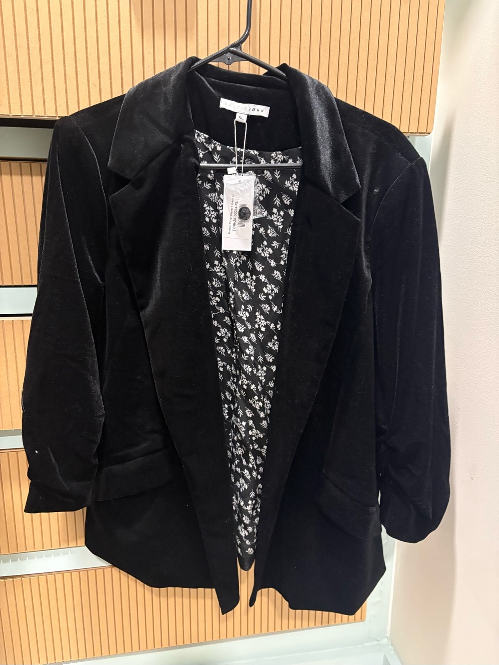 NWT Baltic Born Womens Black Velvet Blazer Size XL